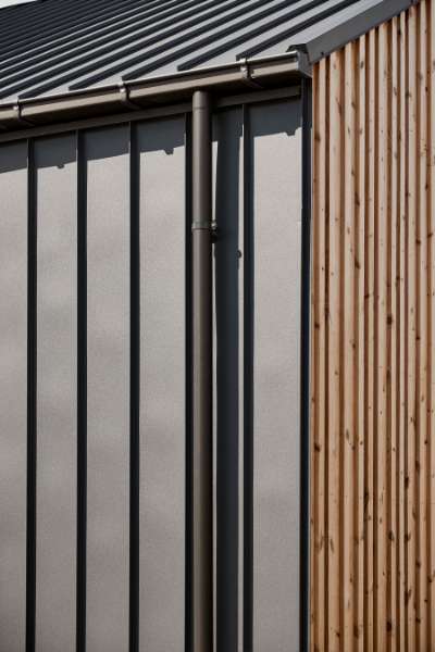 Steel and wood annex for extra space for ‘loaning out’ at Risskov Library, Risskov Bibliotek - Fortebakken 1, 8240 Risskov